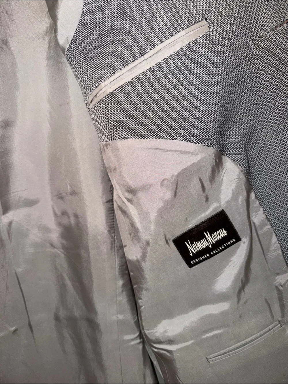 100% Cotton Hugo Boss Men's Charcoal Micro-Pattern Sport Coat